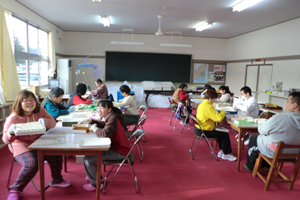 室内作業